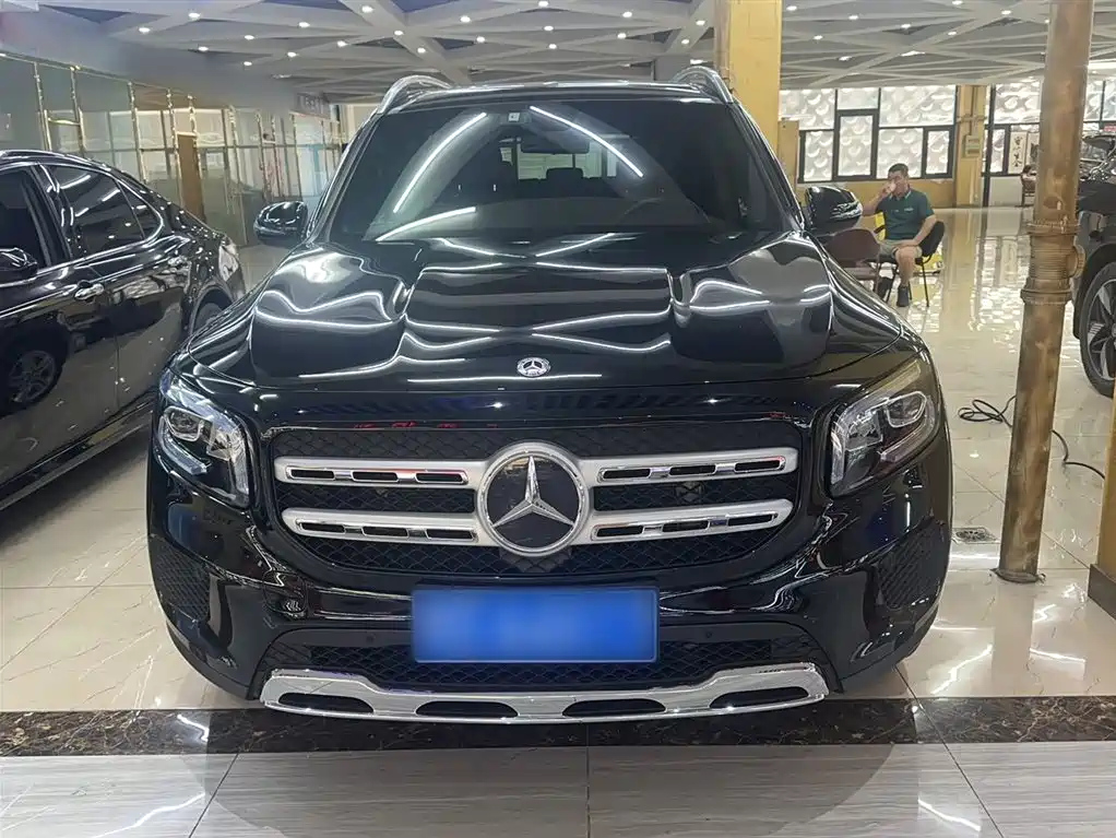 MERCEDES BENZ GLB 2020