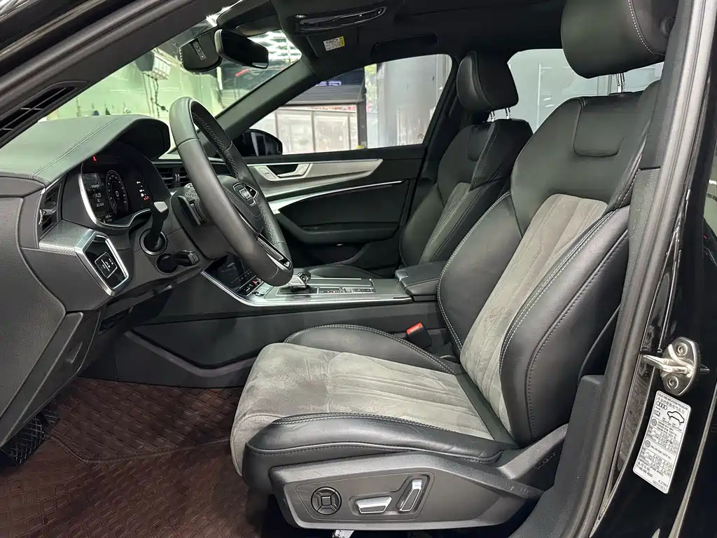 AUDI A6L 2023