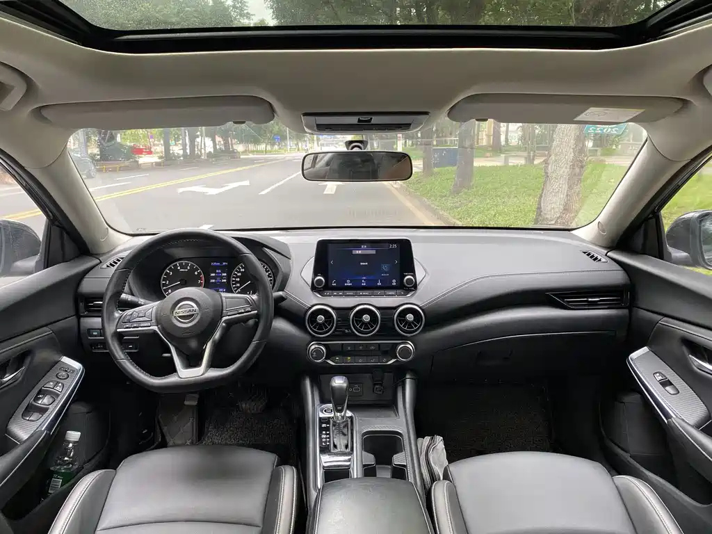 NISSAN SYLPHY 2020
