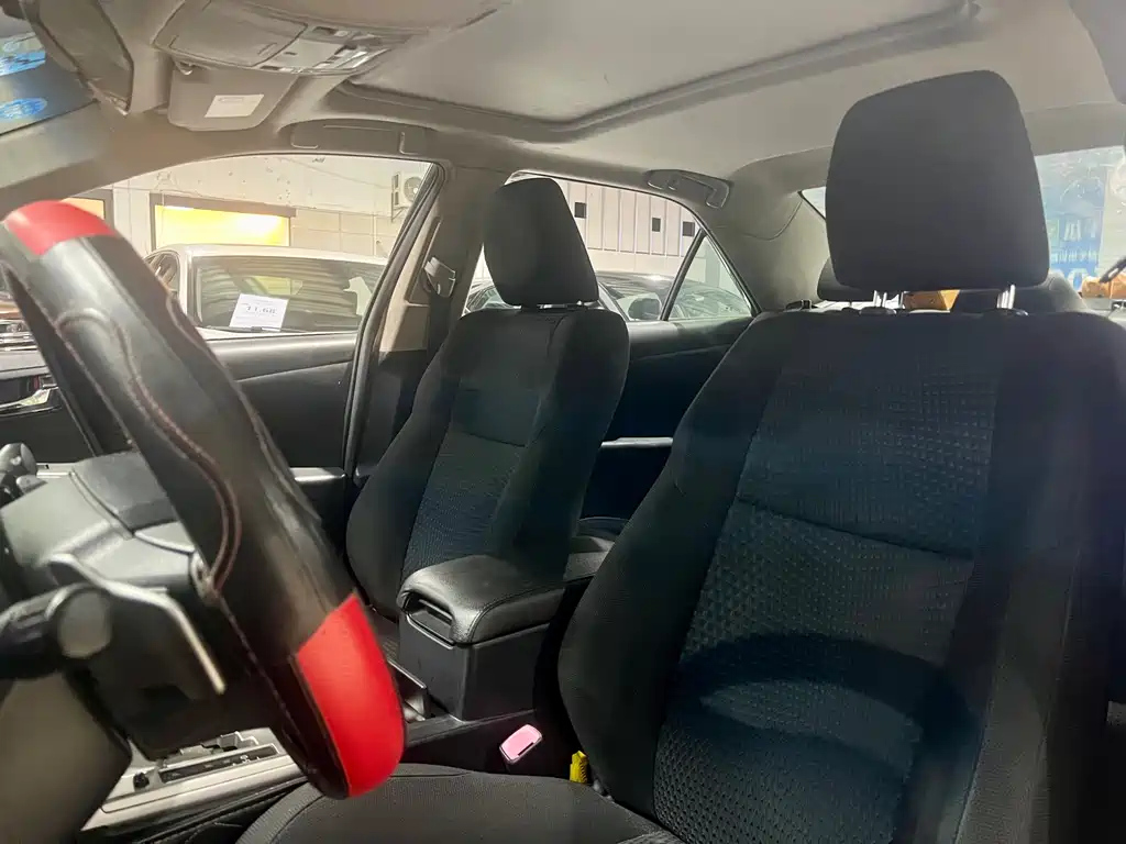 TOYOTA CAMRY 2014