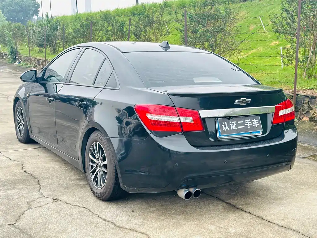 CHEVROLET CRUZE 2011
