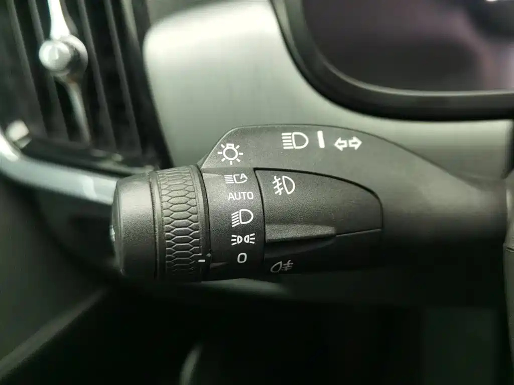 VOLVO S90 2018