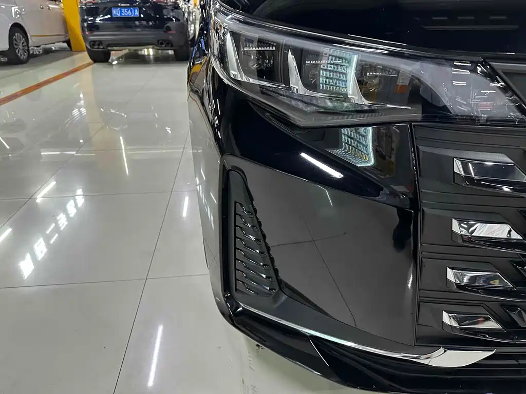 TRUMPCHI M6 2023