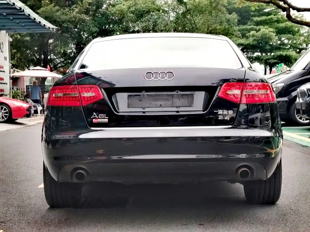 AUDI A6L 2010