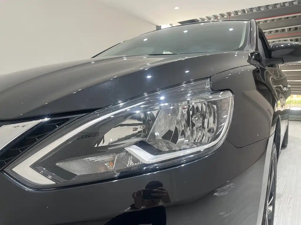 NISSAN SYLPHY 2022