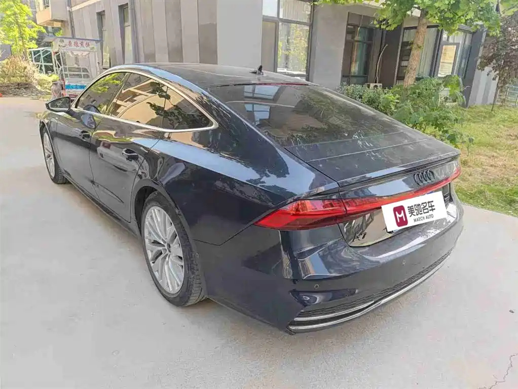 AUDI A7 2021