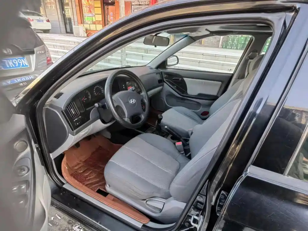 HYUNDAI ELANTRA 2009
