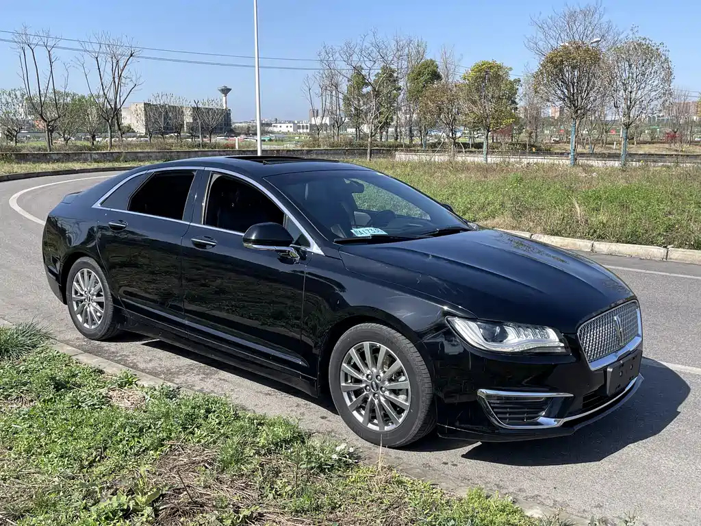 LINCOLN MKZ 2017