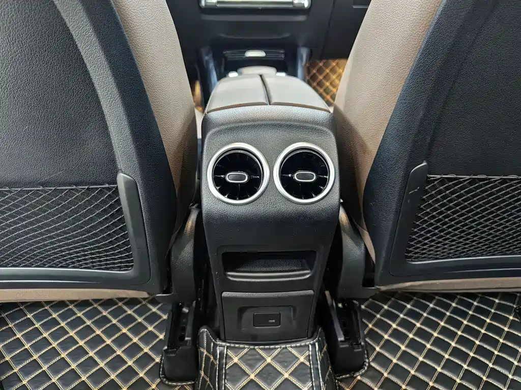 MERCEDES BENZ GLB 2022