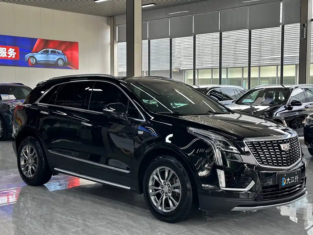 CADILLAC XT5 2021