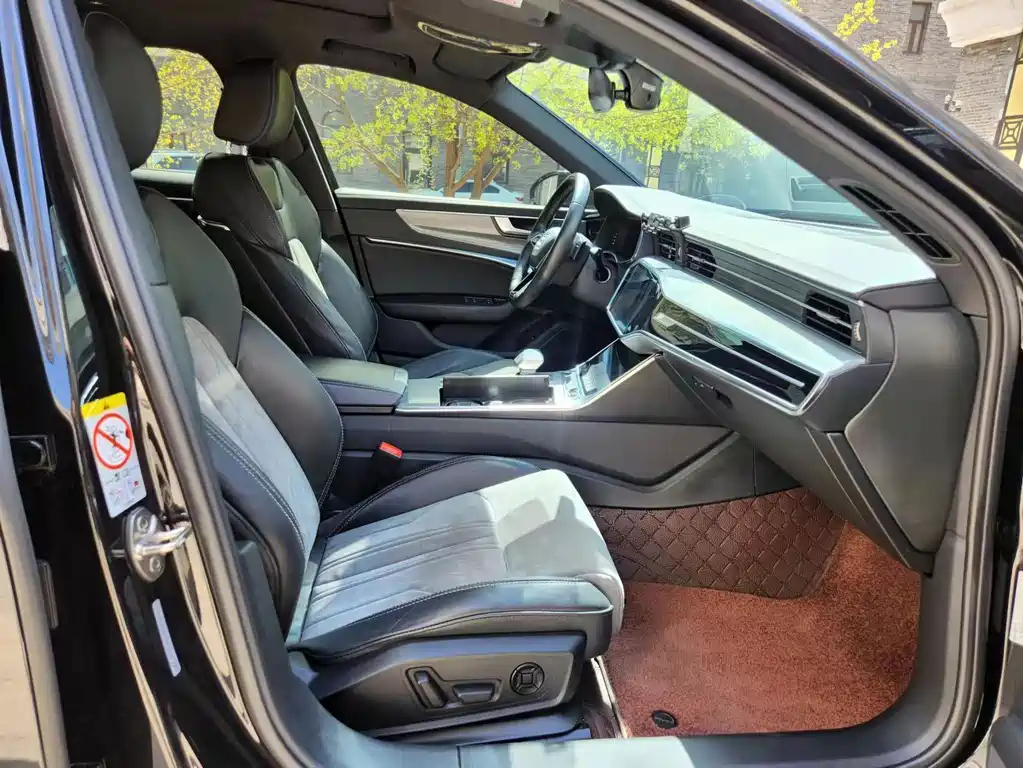 AUDI A6L 2022