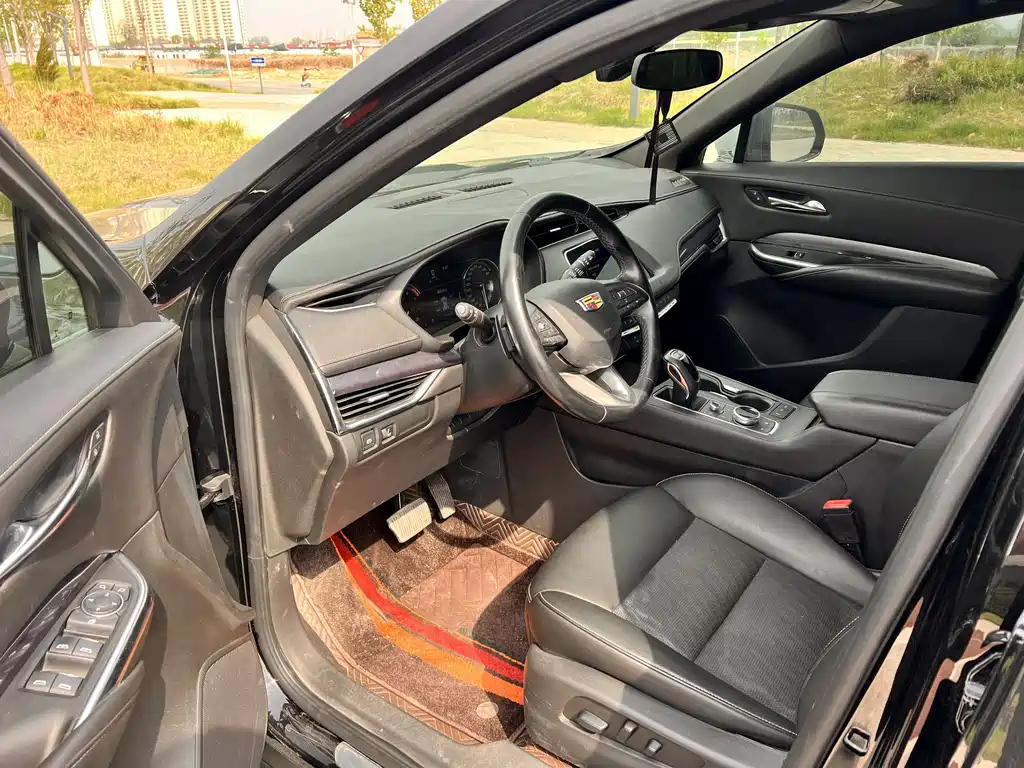 CADILLAC XT4 2020