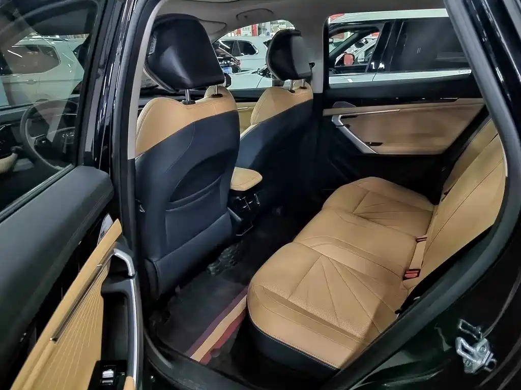 GEELY AUTO BOYUE L 2023