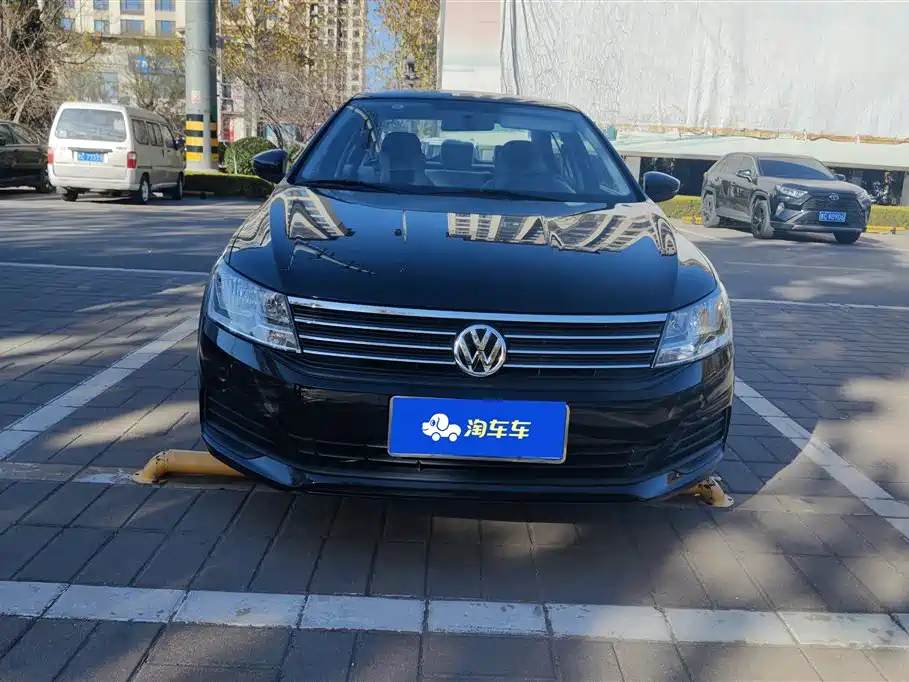 VOLKSWAGEN LAVIDA 2022