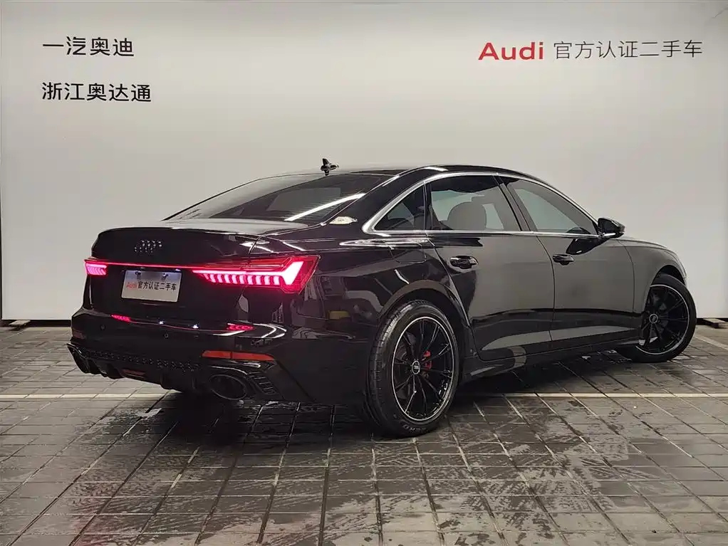 AUDI A6L 2021