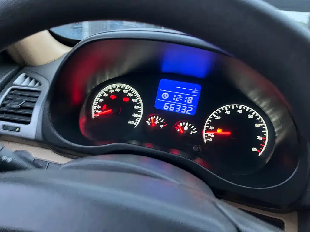 CHERY TIGGO 2015