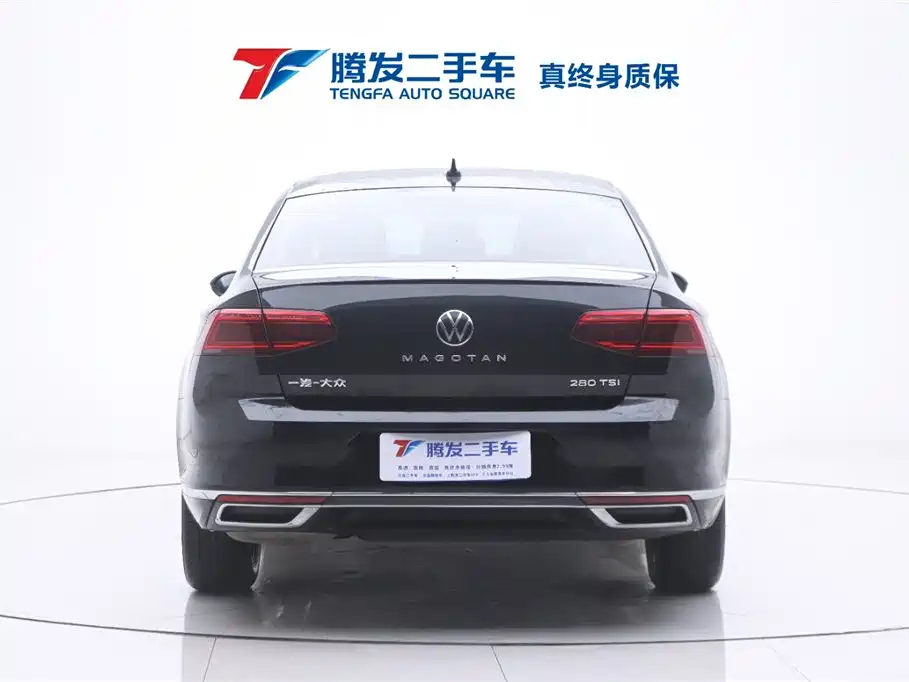 VOLKSWAGEN MAGOTAN 2022