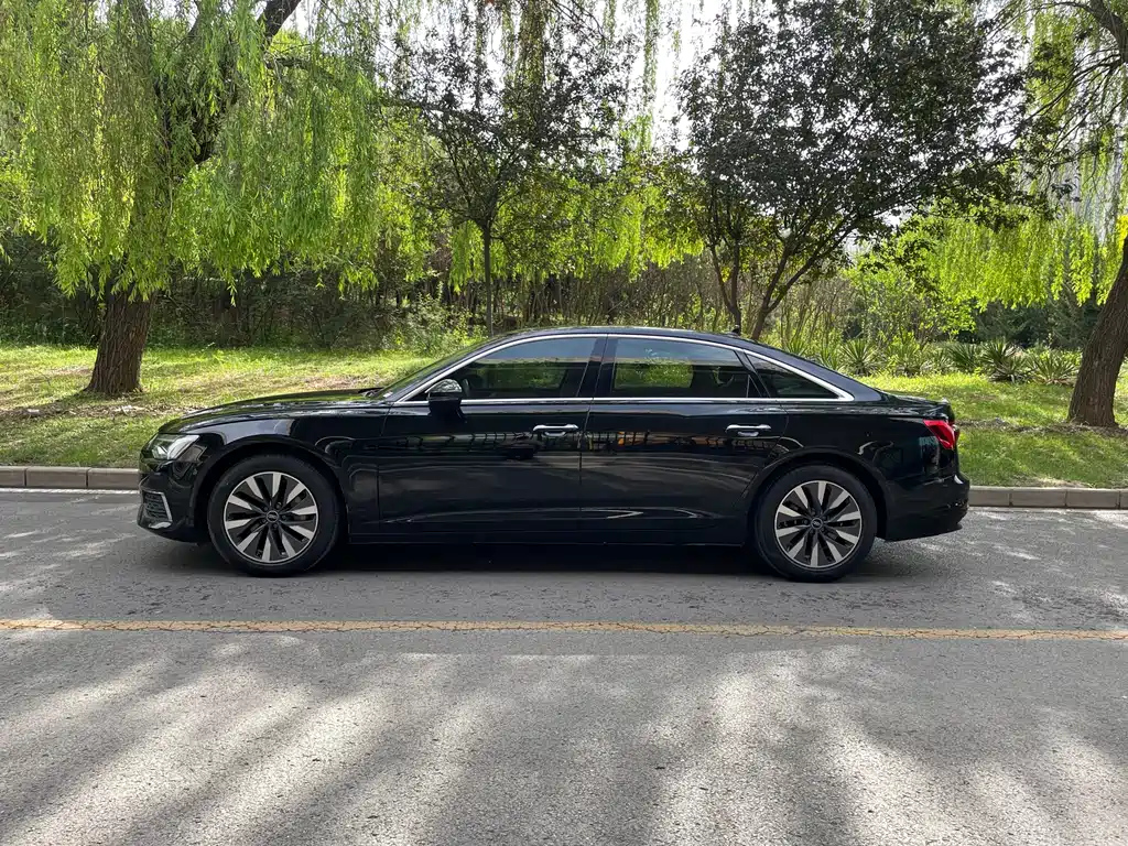 AUDI A6L 2022