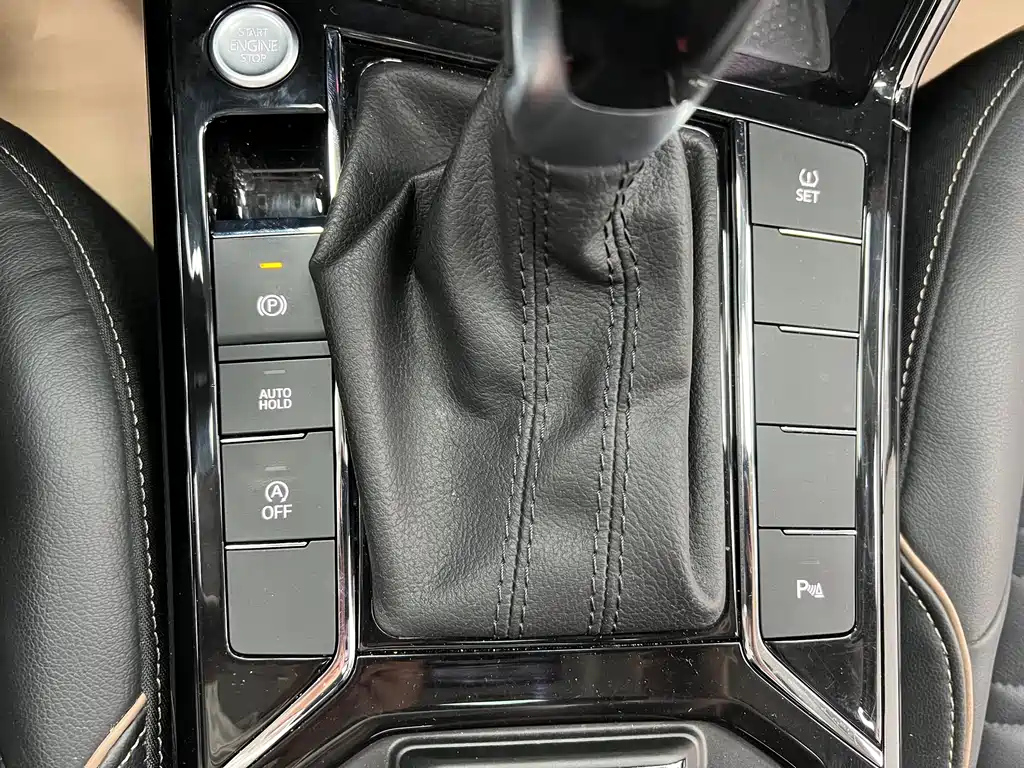 VOLKSWAGEN PASSAT 2021
