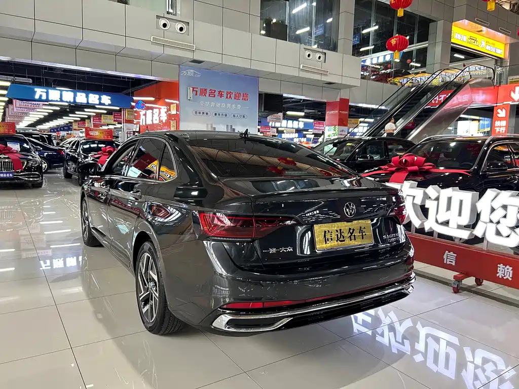 VOLKSWAGEN SAGITAR 2023