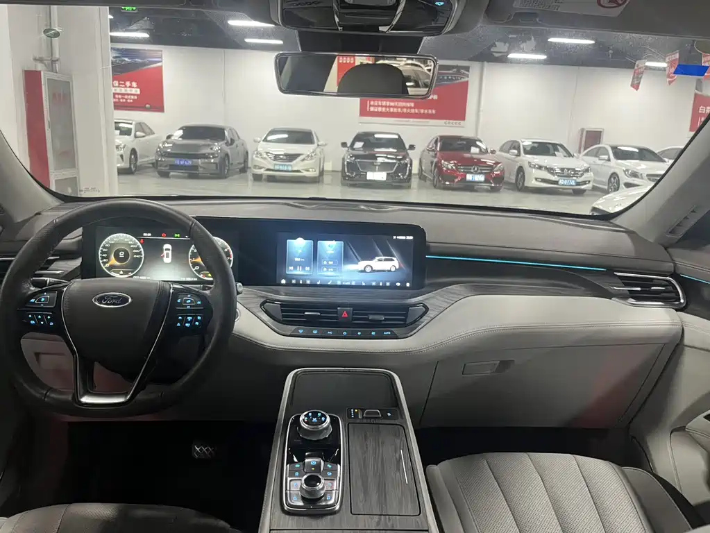 FORD EQUATOR 2023