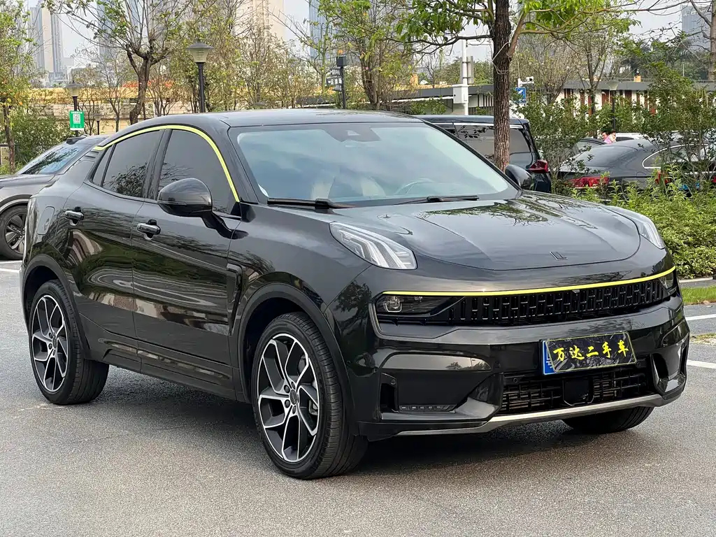 LYNK&CO 05 2020