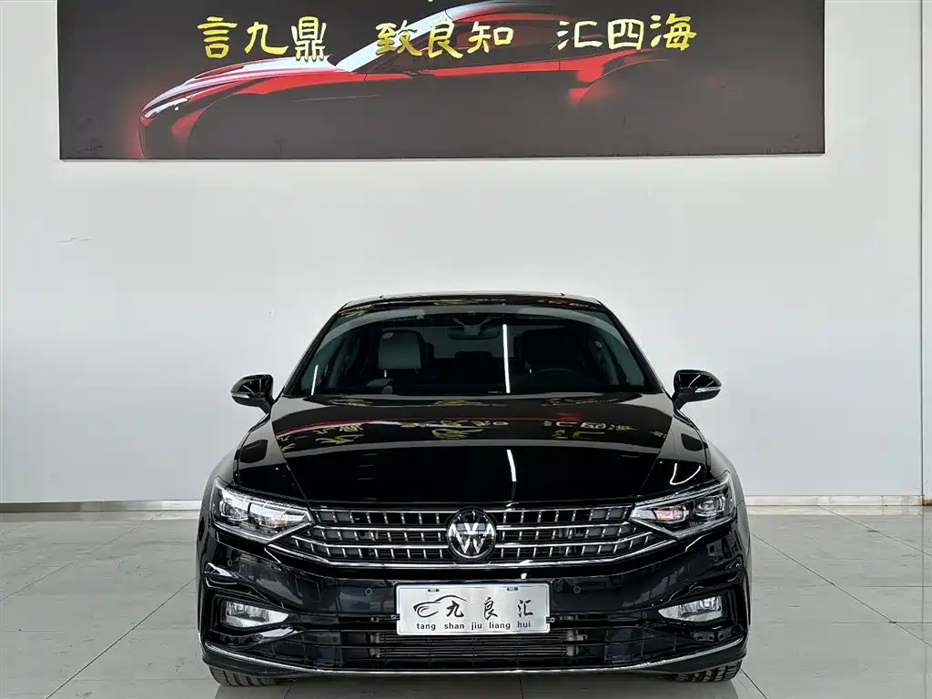 VOLKSWAGEN MAGOTAN 2024