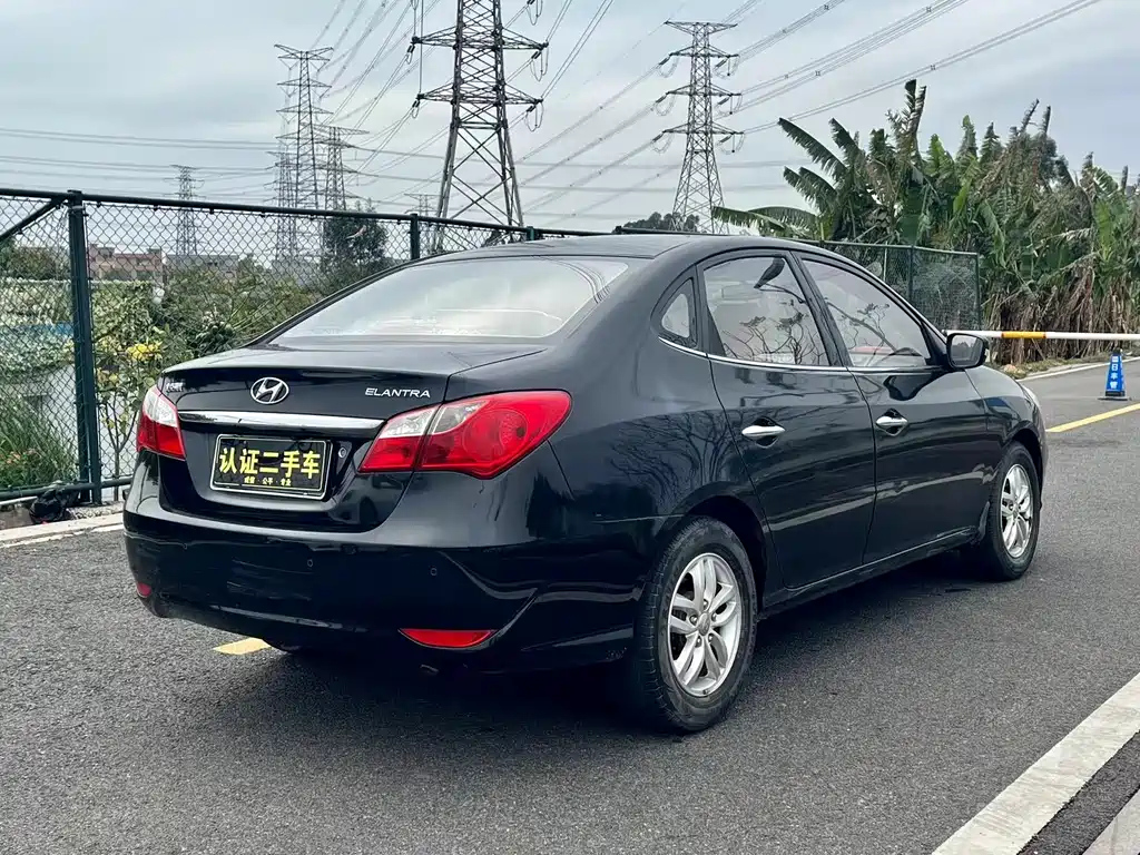 HYUNDAI CELESTA 2013