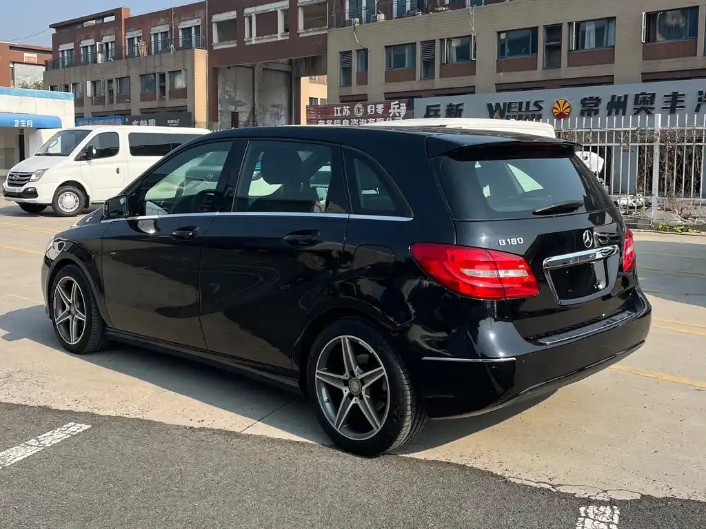 MERCEDES BENZ B-CLASS 2012