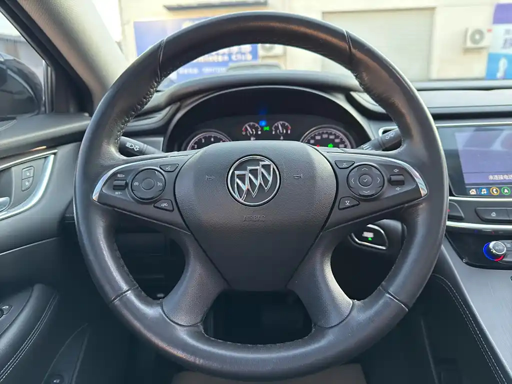 BUICK LACROSSE 2020