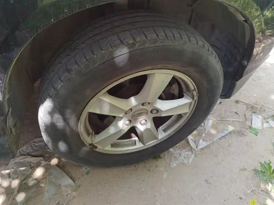 BYD S6 2014