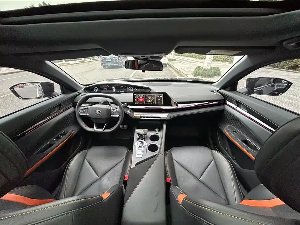 CHANGAN UNI-V 2023