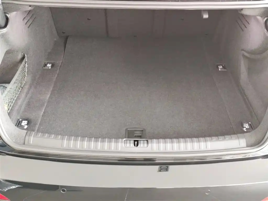 AUDI A6L 2024