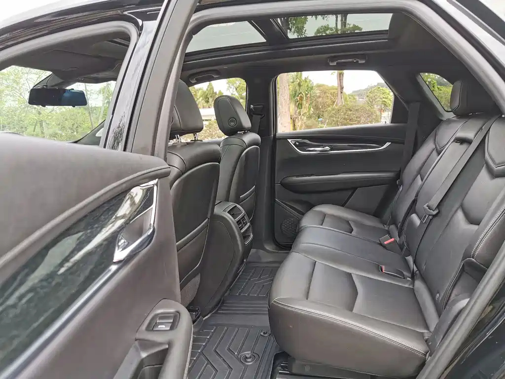 CADILLAC XT5 2020