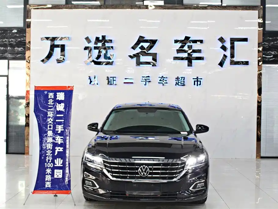 VOLKSWAGEN PASSAT 2021