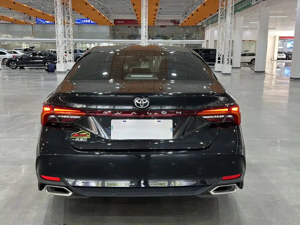 TOYOTA AVALON 2021