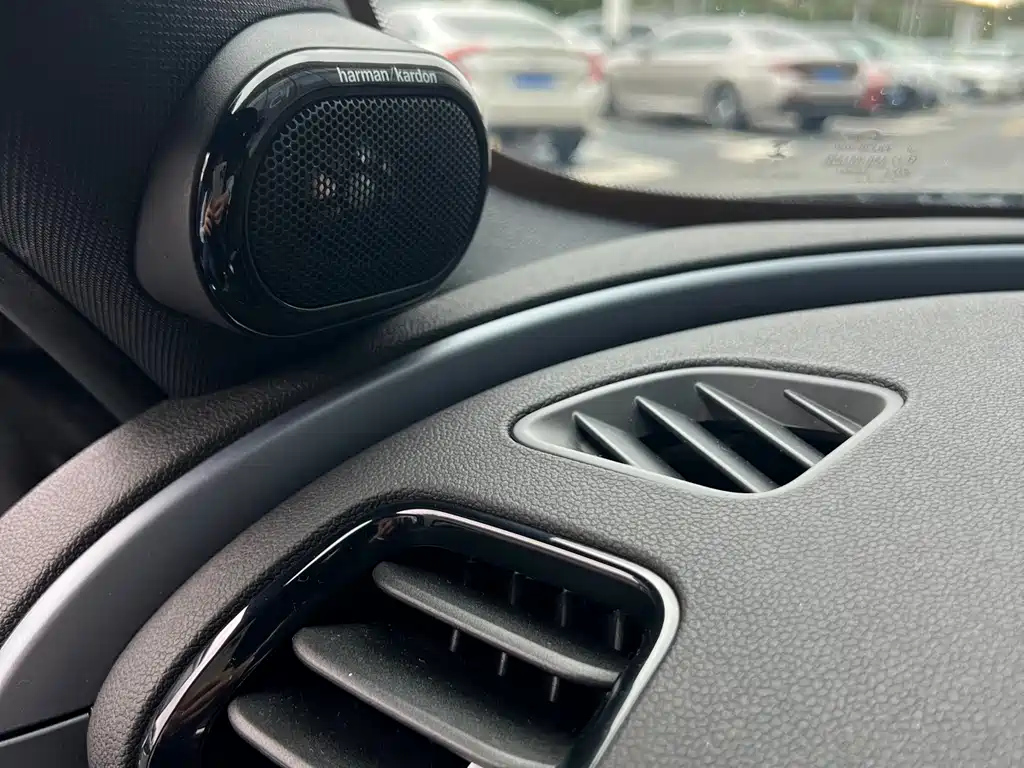 MINI CLUBMAN 2020