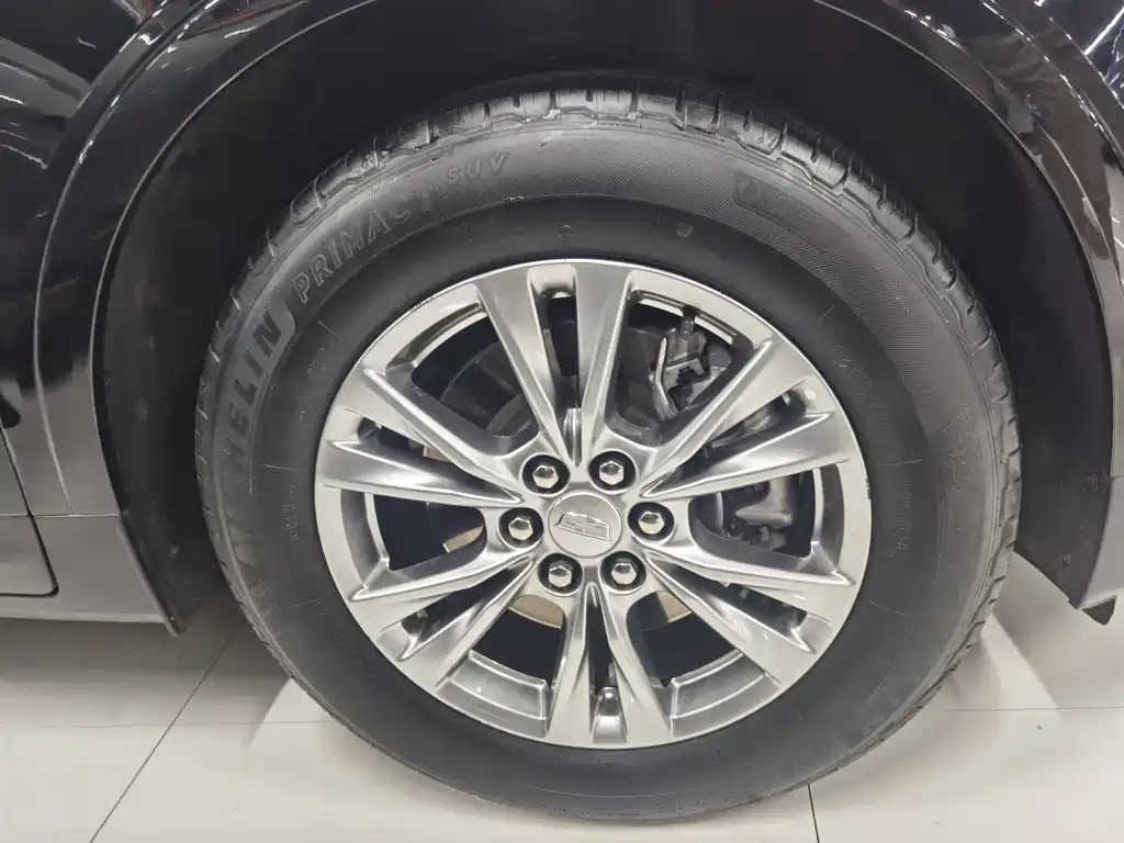 CADILLAC XT5 2020