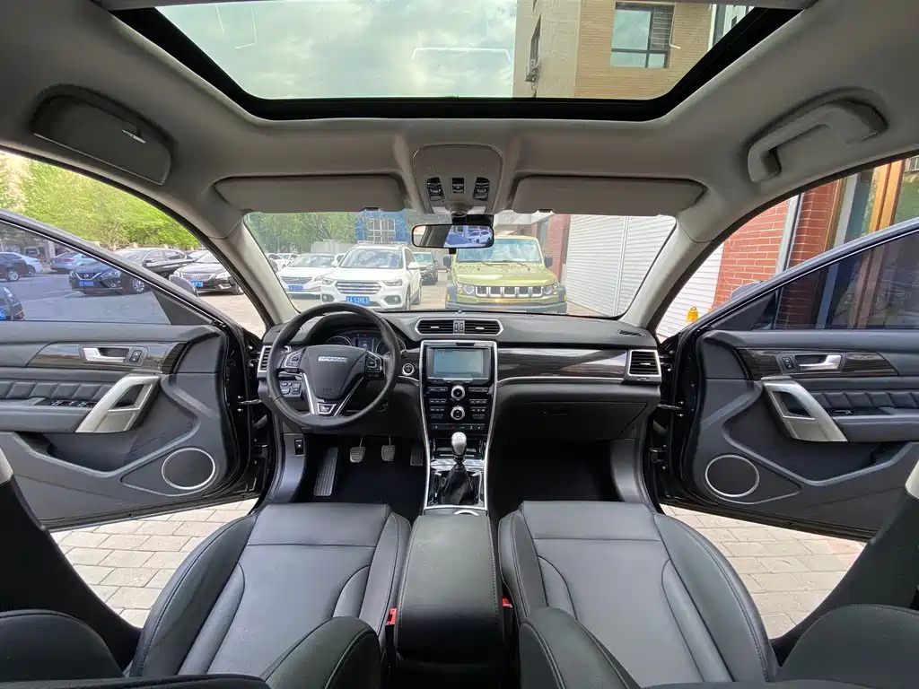 HAVAL H2 2015