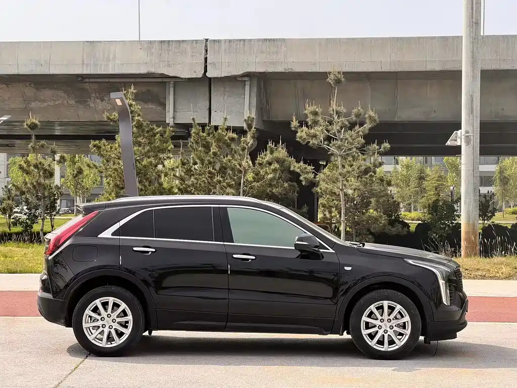 CADILLAC XT4 2020