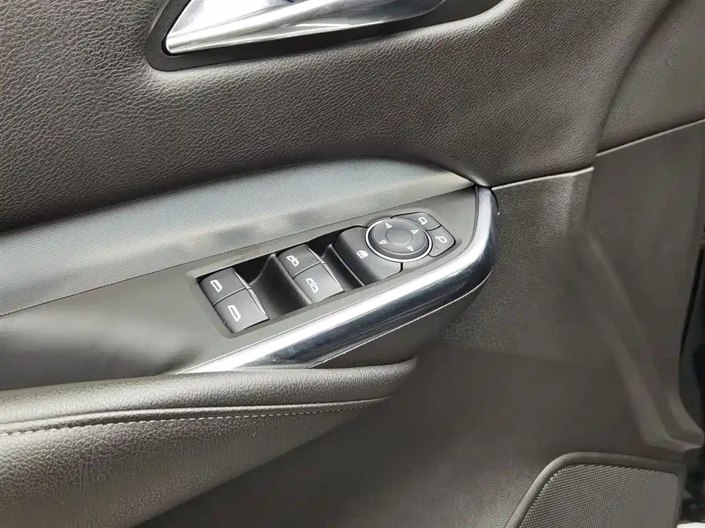 CADILLAC XT4 2021