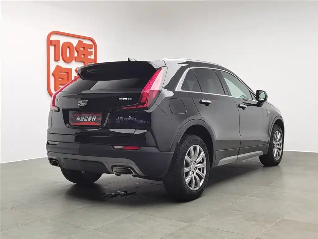 CADILLAC XT4 2021