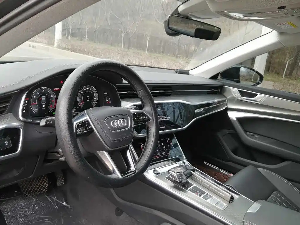 AUDI A6L 2023