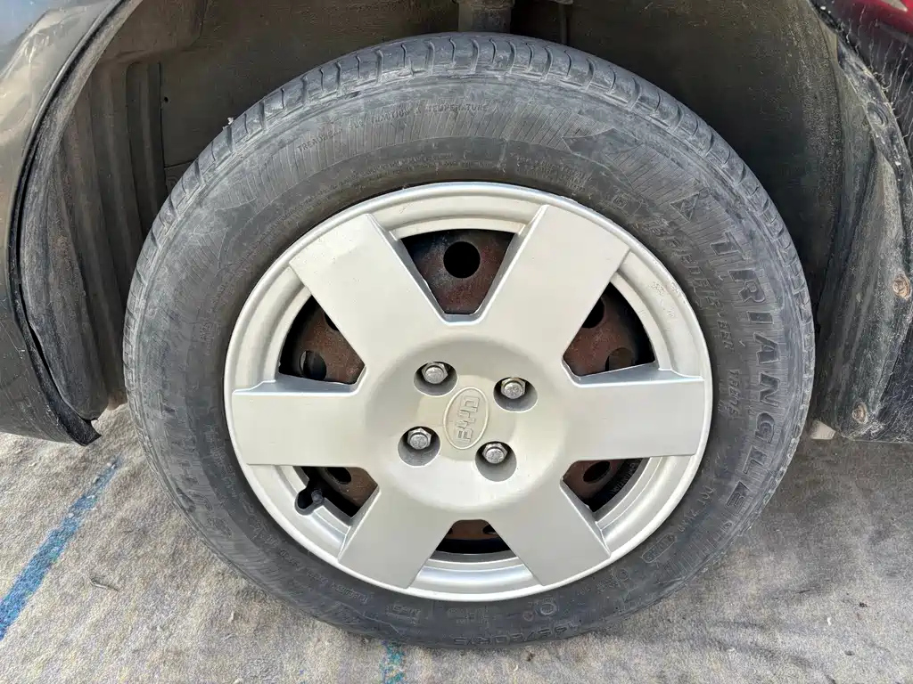 BYD F3 2013