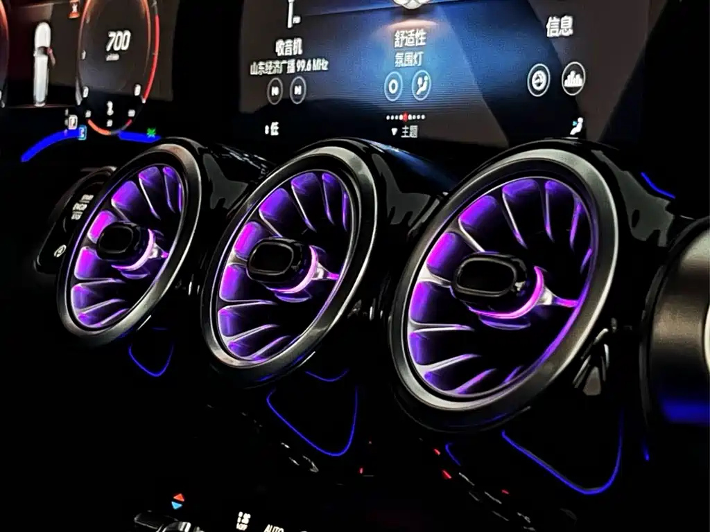 MERCEDES BENZ GLB 2022