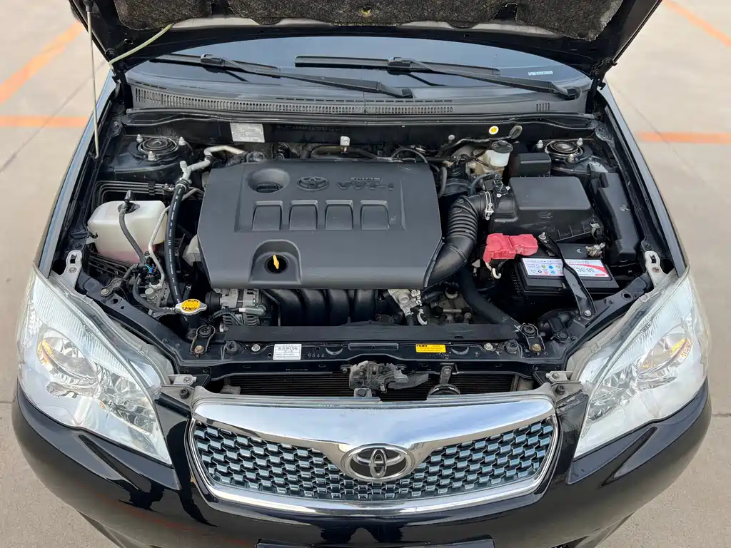 TOYOTA COROLLA 2011