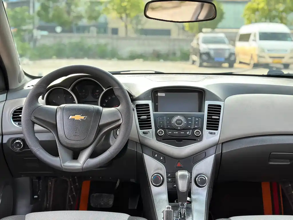 CHEVROLET CRUZE 2013