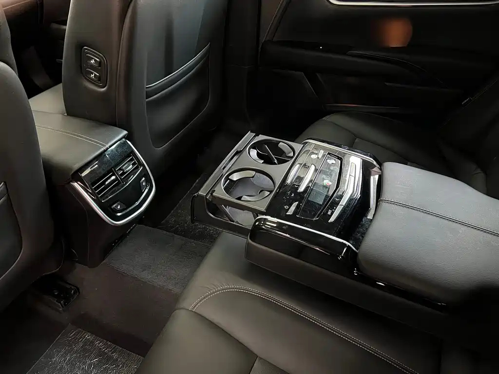 CADILLAC XTS 2018