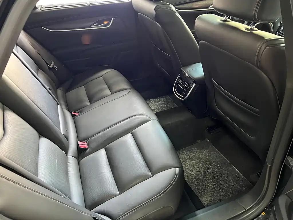 CADILLAC XTS 2018