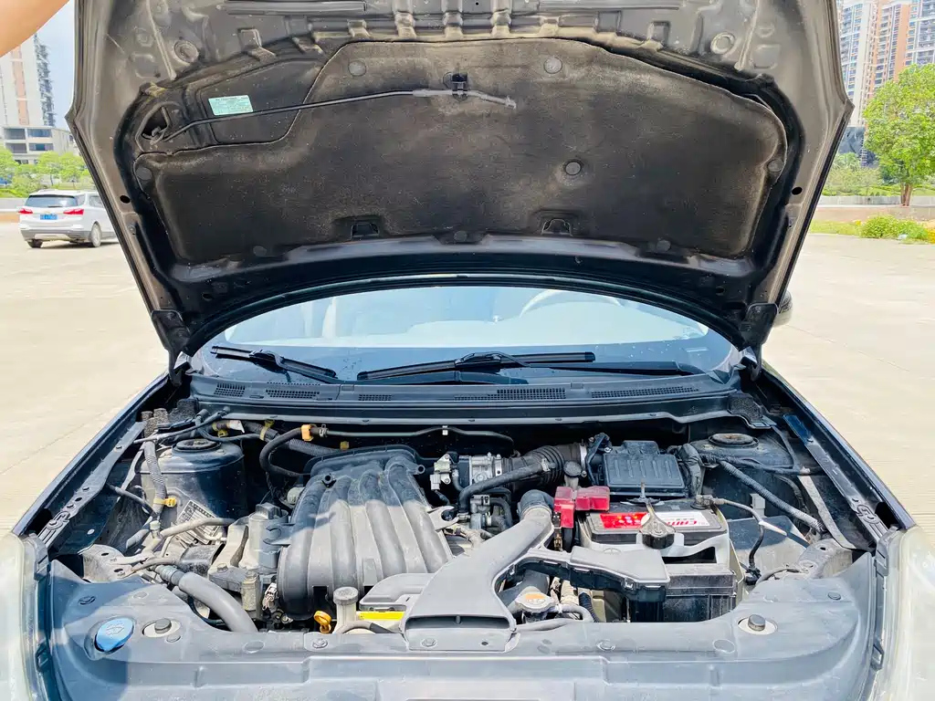 NISSAN SYLPHY 2014